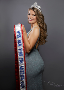 MISS. New York for America 2019, Emily Mahana